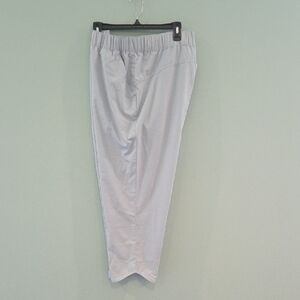 Columbia Light Gray Performance Fishing Gear Women's Capri Size XL